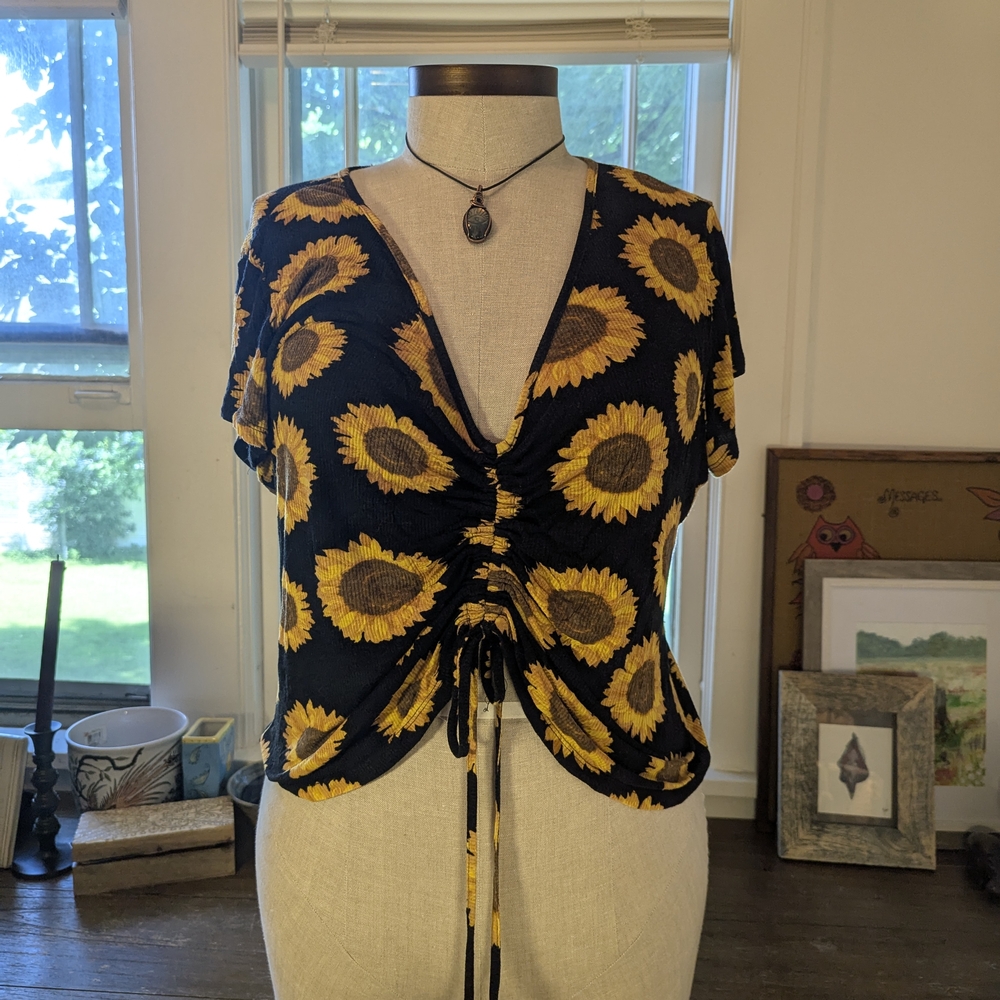 Sunflower Print Black Top